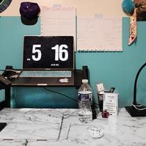 Niyah Brown | Desk Area